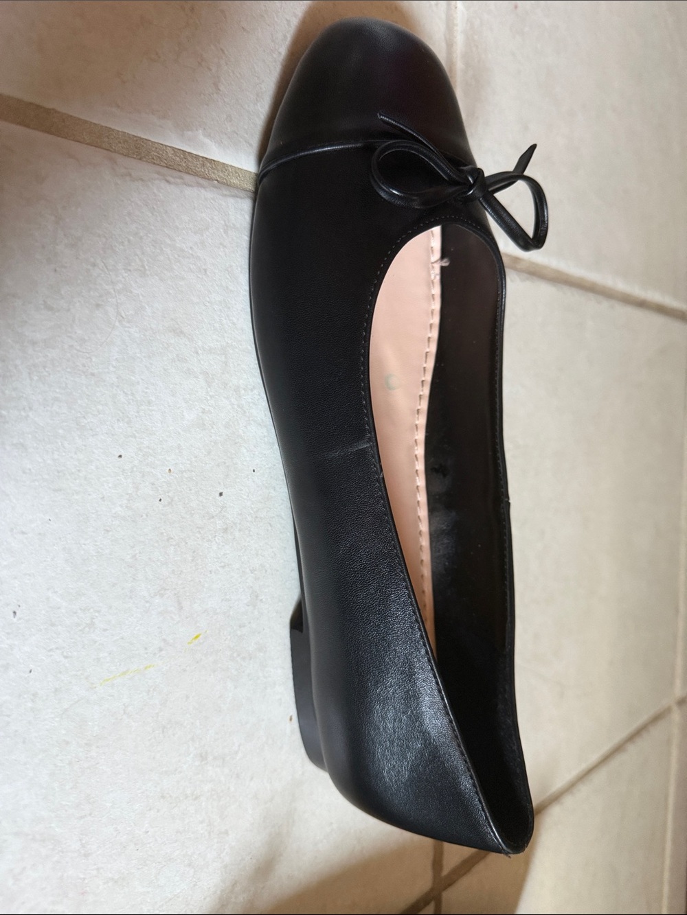 Classic Black Ballet Flats with Bow - Picture 4 of 4